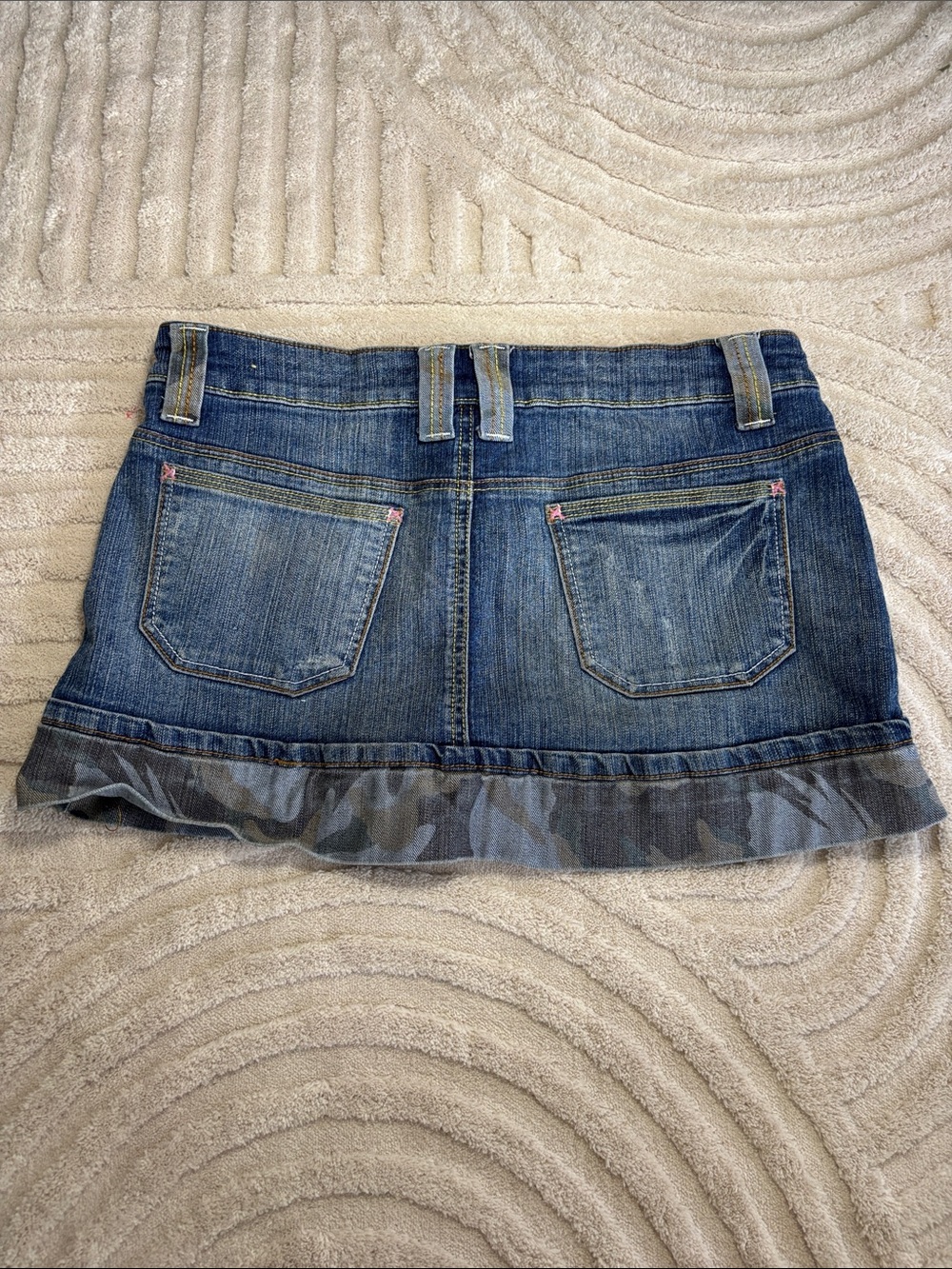 BONGO Y2K Blue Denim Mini Skirt with Camouflage Trim - Picture 7 of 11